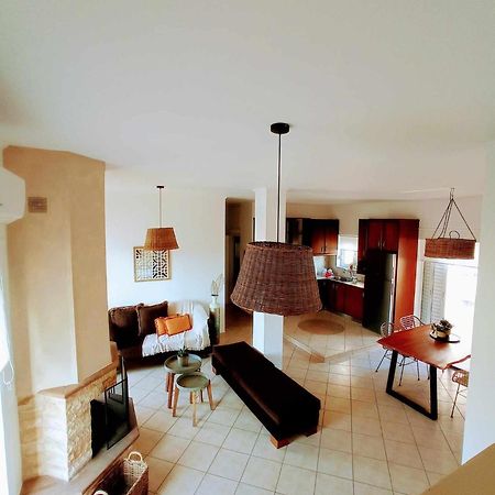 Sonema Seaside Apt Chania  Ngoại thất bức ảnh